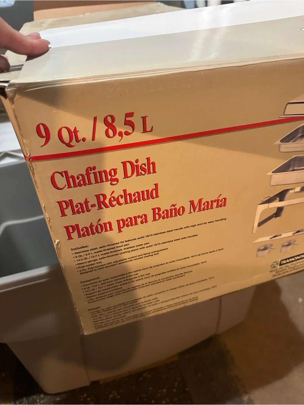 Stainless Steel Roasting Pan with Lid - Sleek Silver Finish